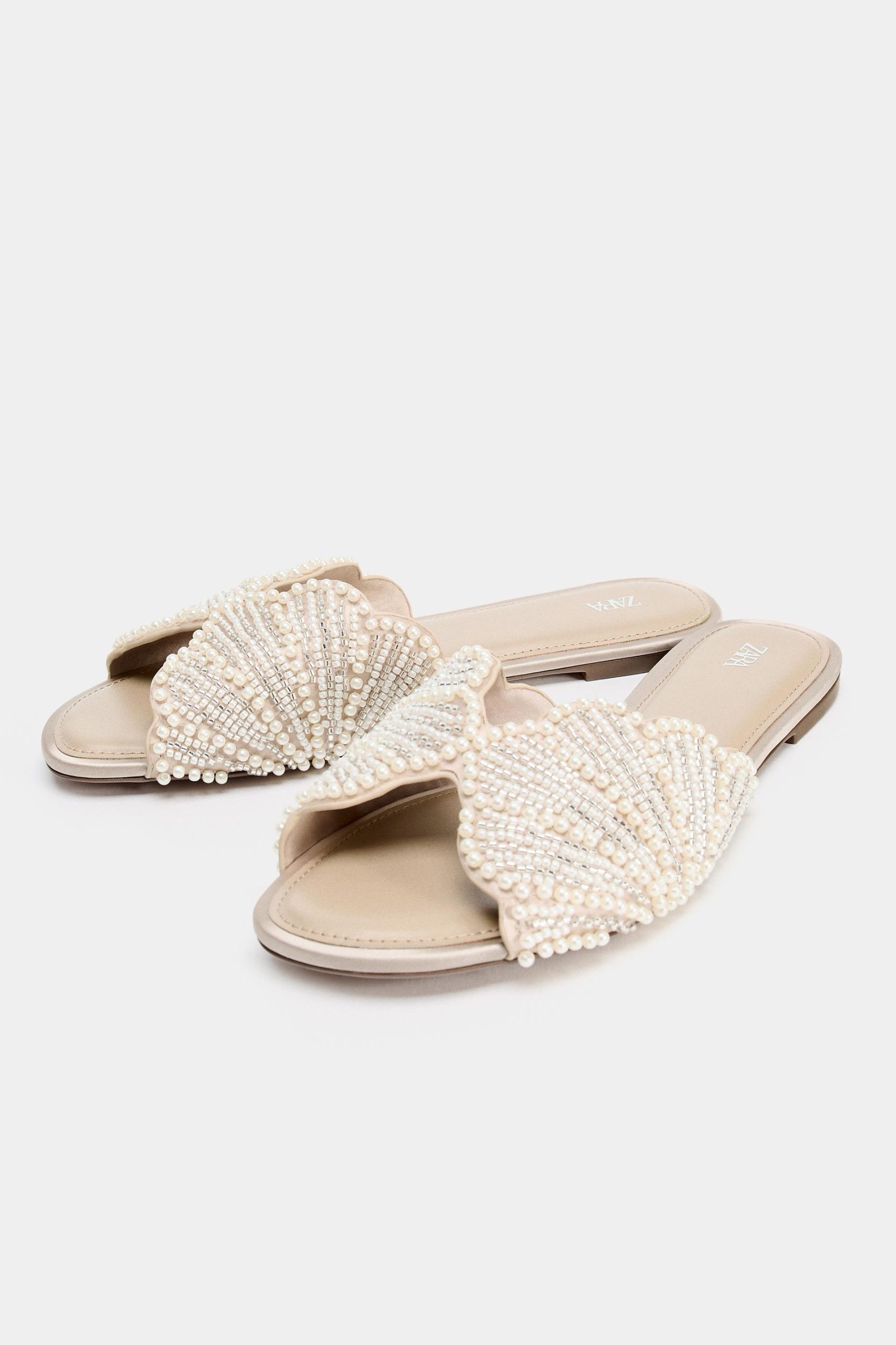 FLAT SLIDE SANDALS WITH SHINY APPLIQUÉS