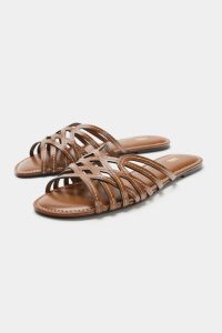 MULTI-STRAP FLAT SANDALS